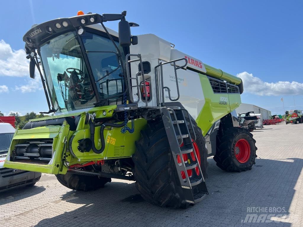 CLAAS Lexion 8700 Mietitrebbiatrici
