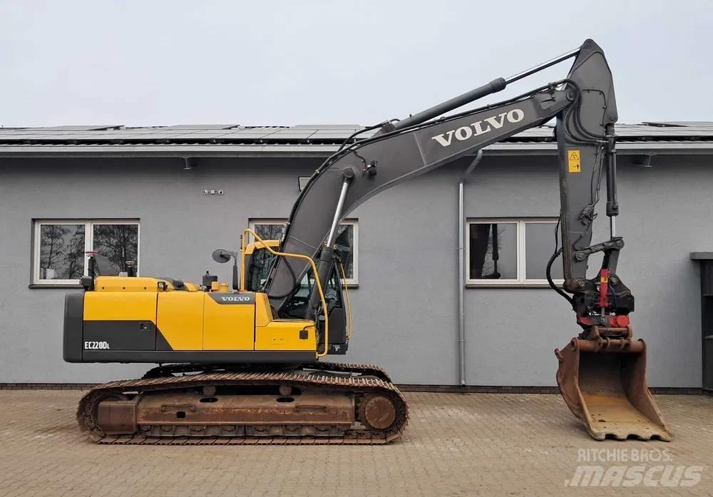 Volvo EC 220 DL Escavatori cingolati