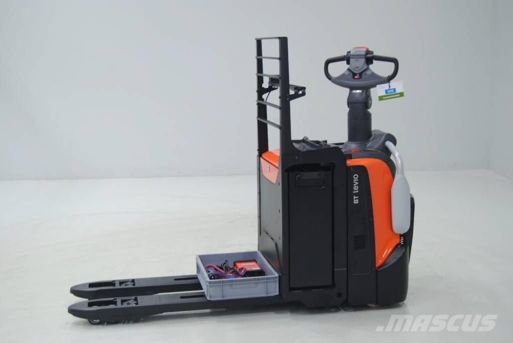 Toyota LPE250 Carrelli elevatori bassi a piattaforma