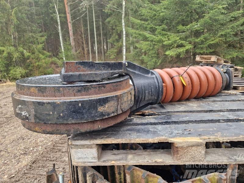 Hitachi ZX 300 Catene, cingoli e sottocarro