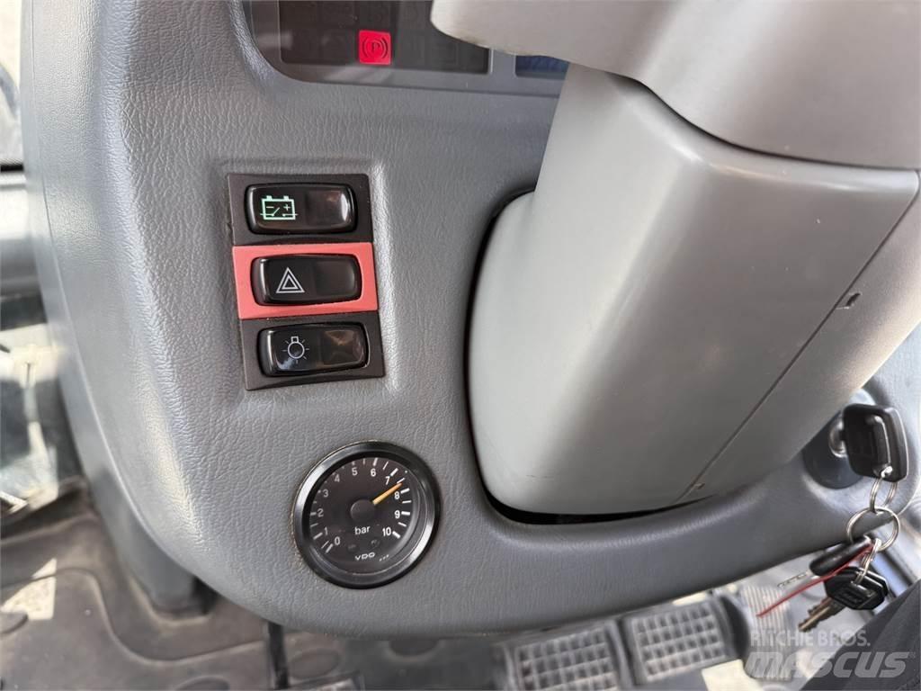 Valtra T203 Trattori