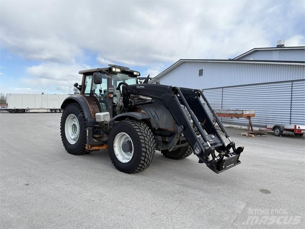 Valtra T203 Trattori