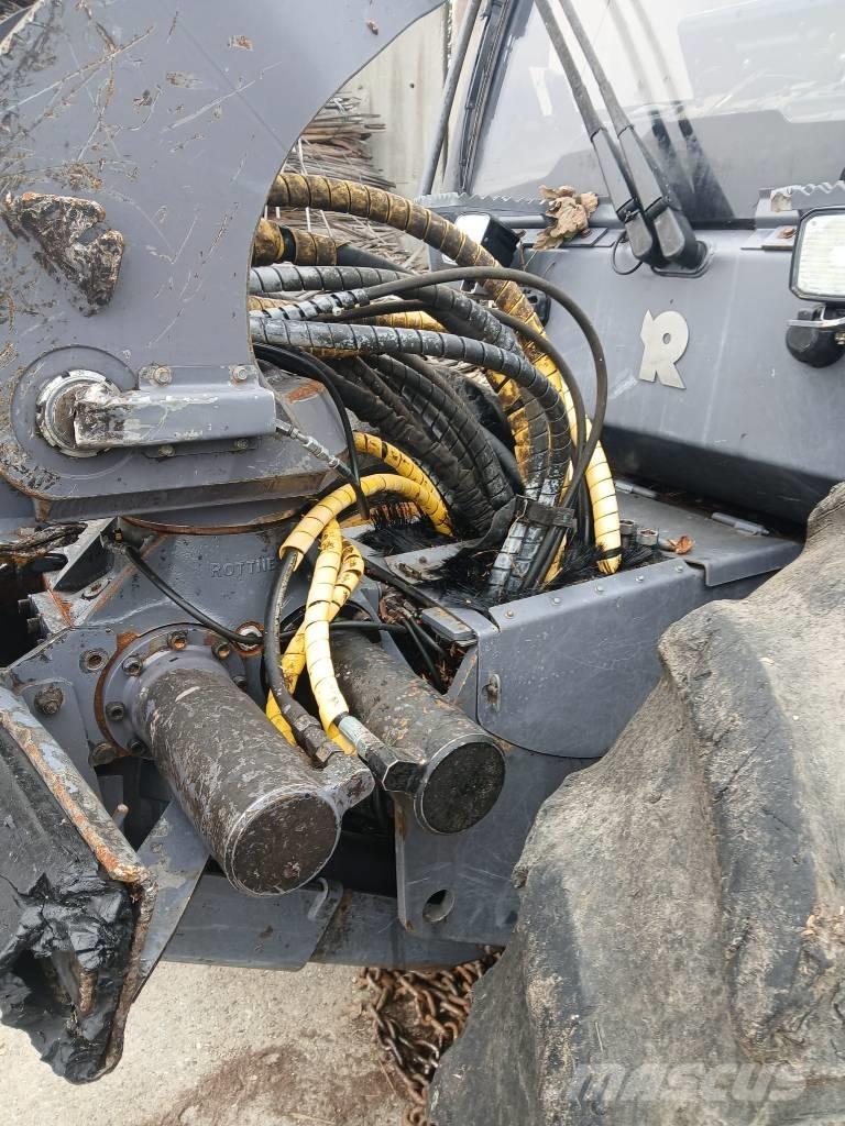 Rottne H8D Abbattitrici, Disboscatrici