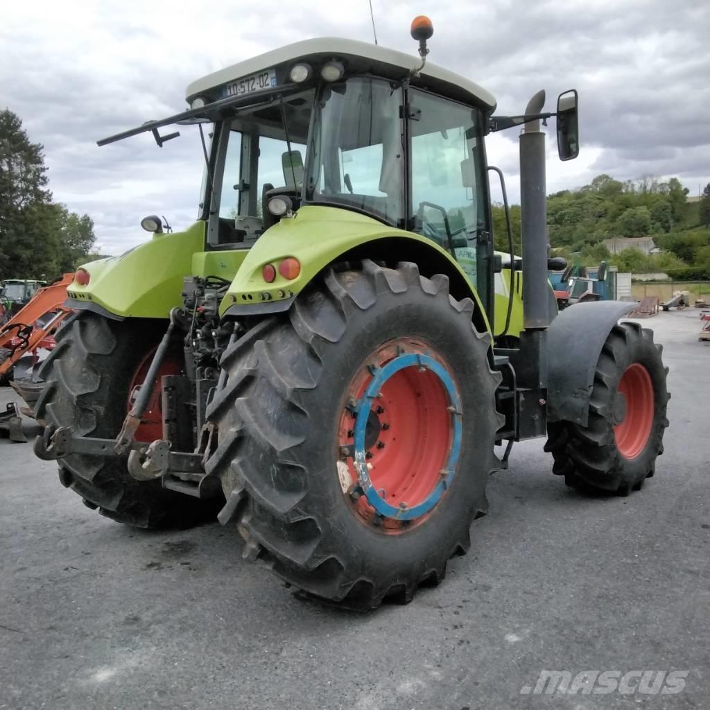CLAAS 640 ARION Trattori