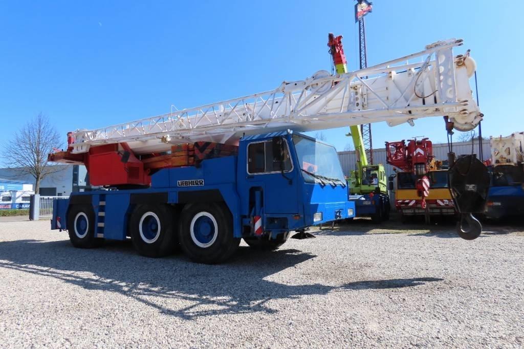 Liebherr LTM 1050-1 Gru per tutti i terreni