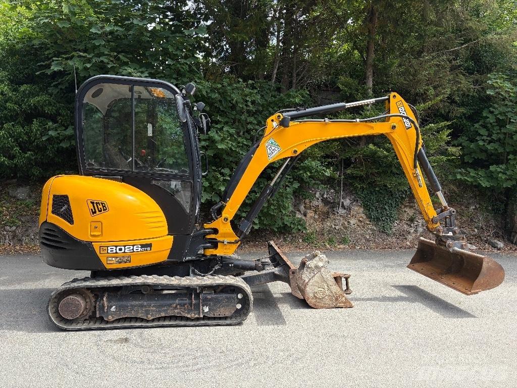 JCB 8026 CTS Miniescavatori