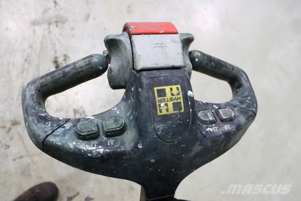 Hyster S1.6 Transpallet uomo a terra
