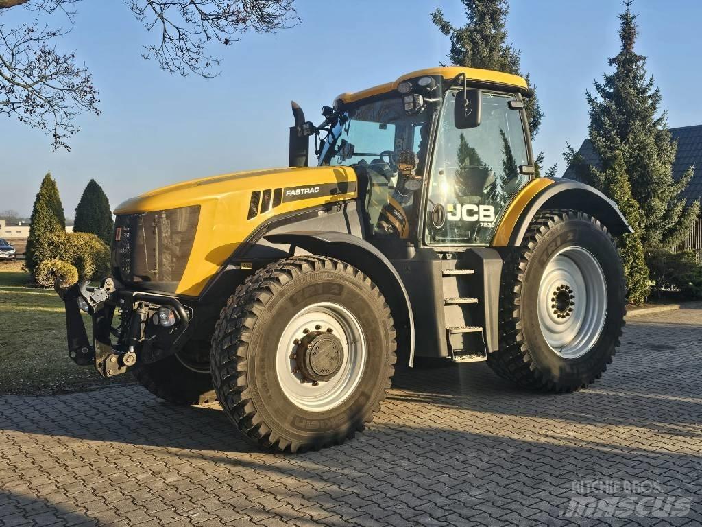 JCB Fastrac 7230 Trattori