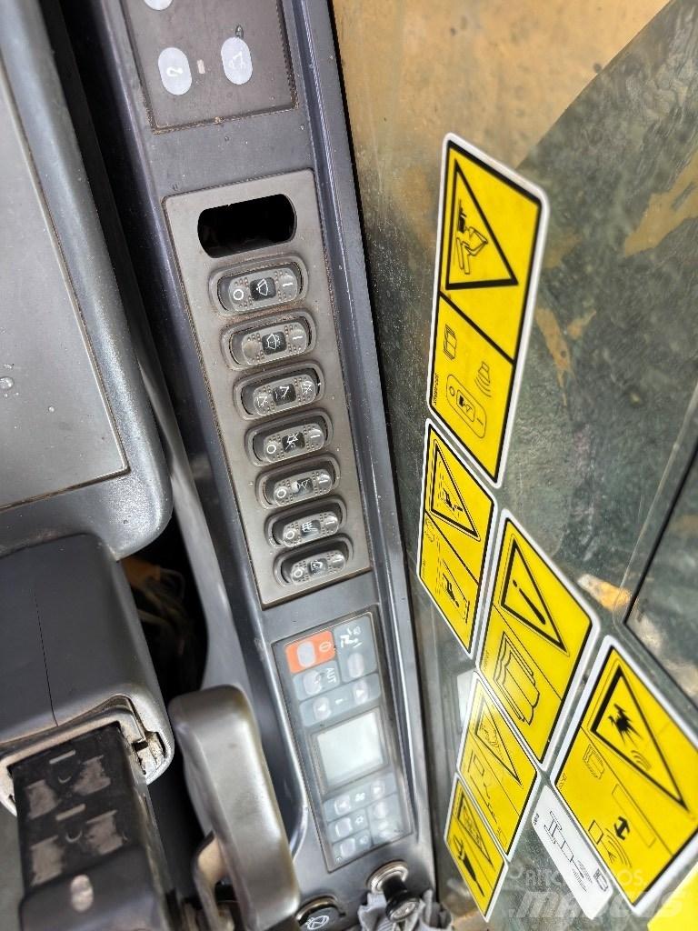 CAT 323 D LN Escavatori cingolati