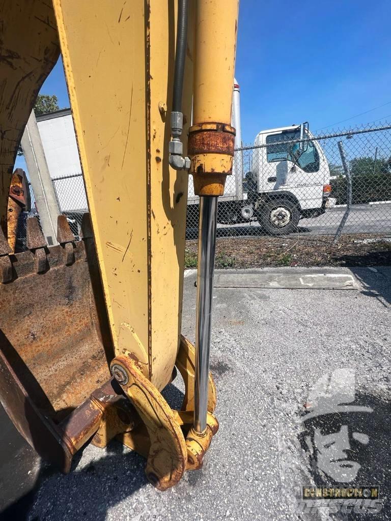 DEERE 310G Terne
