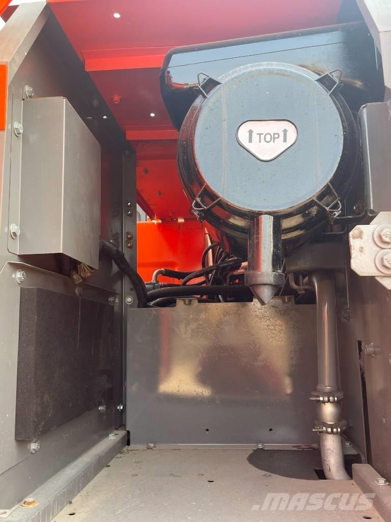 Hitachi ZX 210 Escavatori cingolati