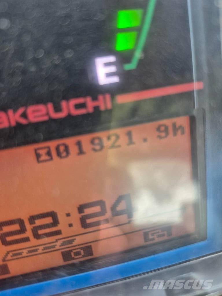 Takeuchi TB 325 R Miniescavatori