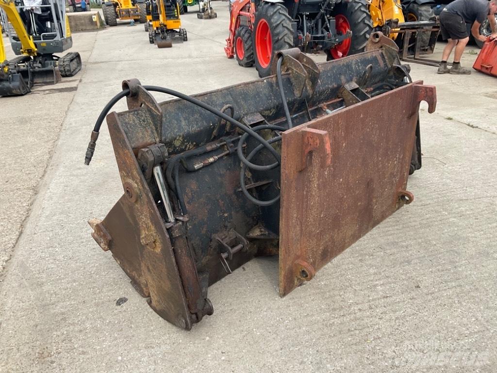JCB 4 IN 1 BUCKET Benne