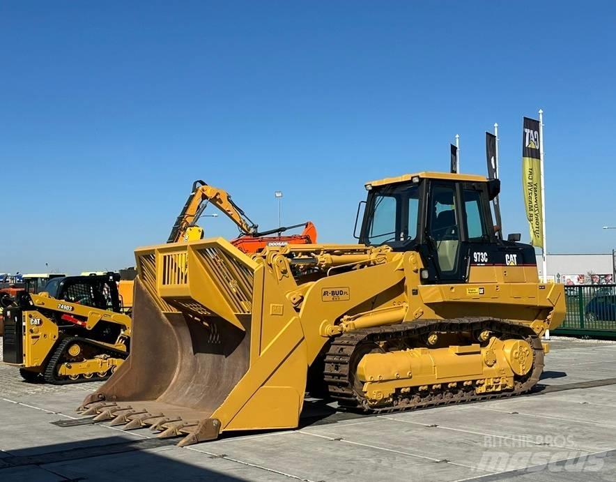 CAT 973 C Pale cingolate