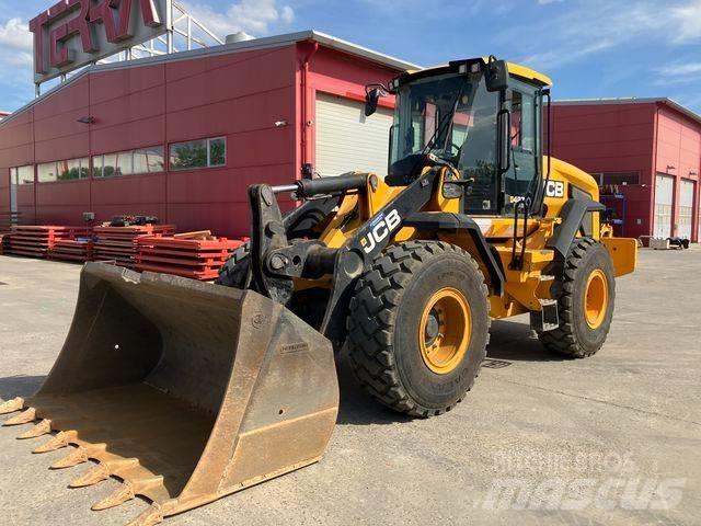 JCB 427 ZX Pale gommate
