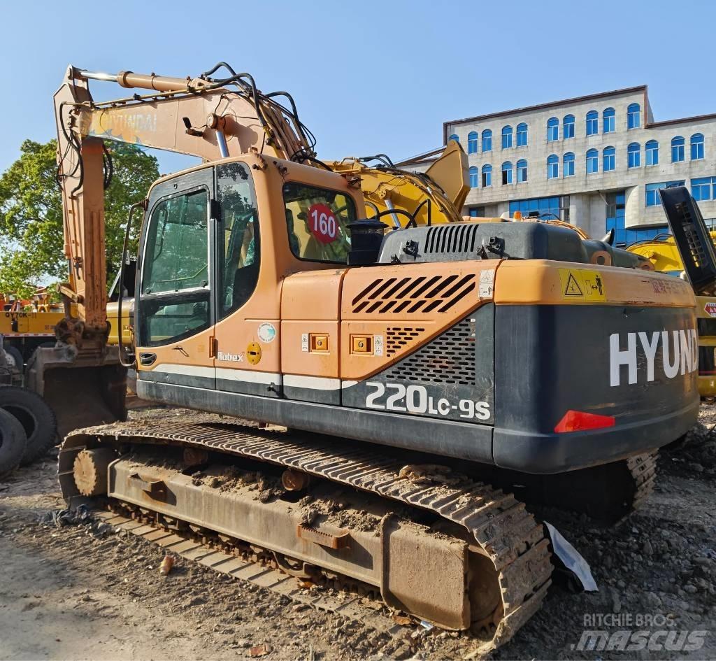 Hyundai R220LC-9S Escavatori cingolati