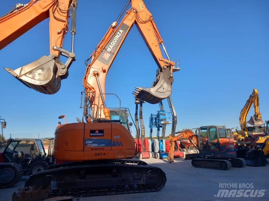 Doosan DX 235 LCR Escavatori cingolati
