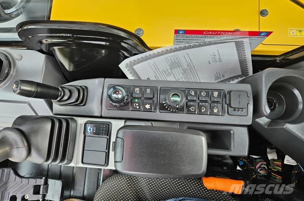 CAT 302.7 CR Miniescavatori