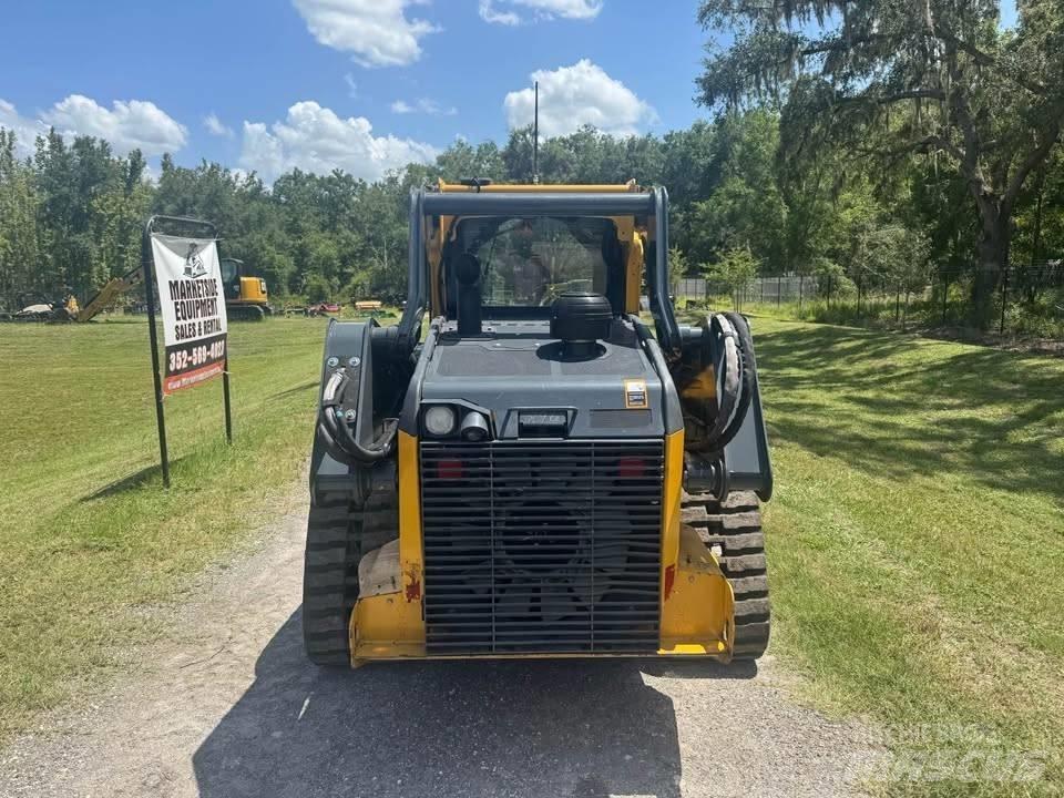 John Deere 325 Mini Pale Gommate