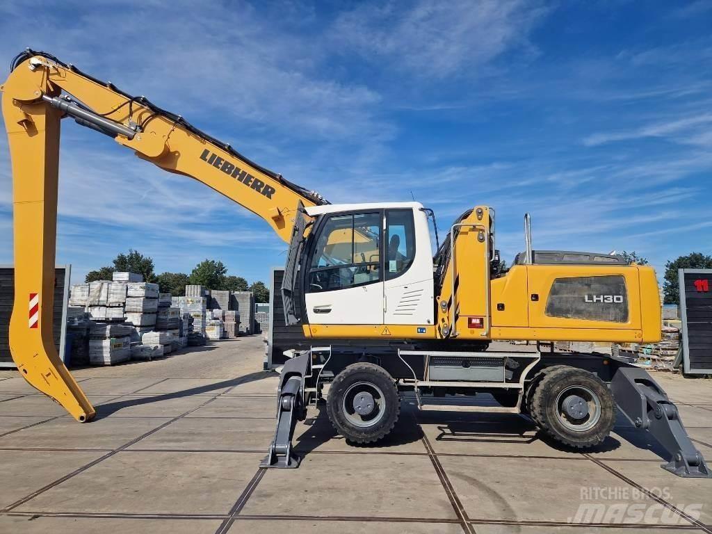 Liebherr LH 30 M Movimentazione rifiuti