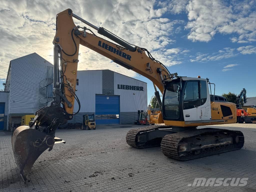 Liebherr R 922 Escavatori cingolati