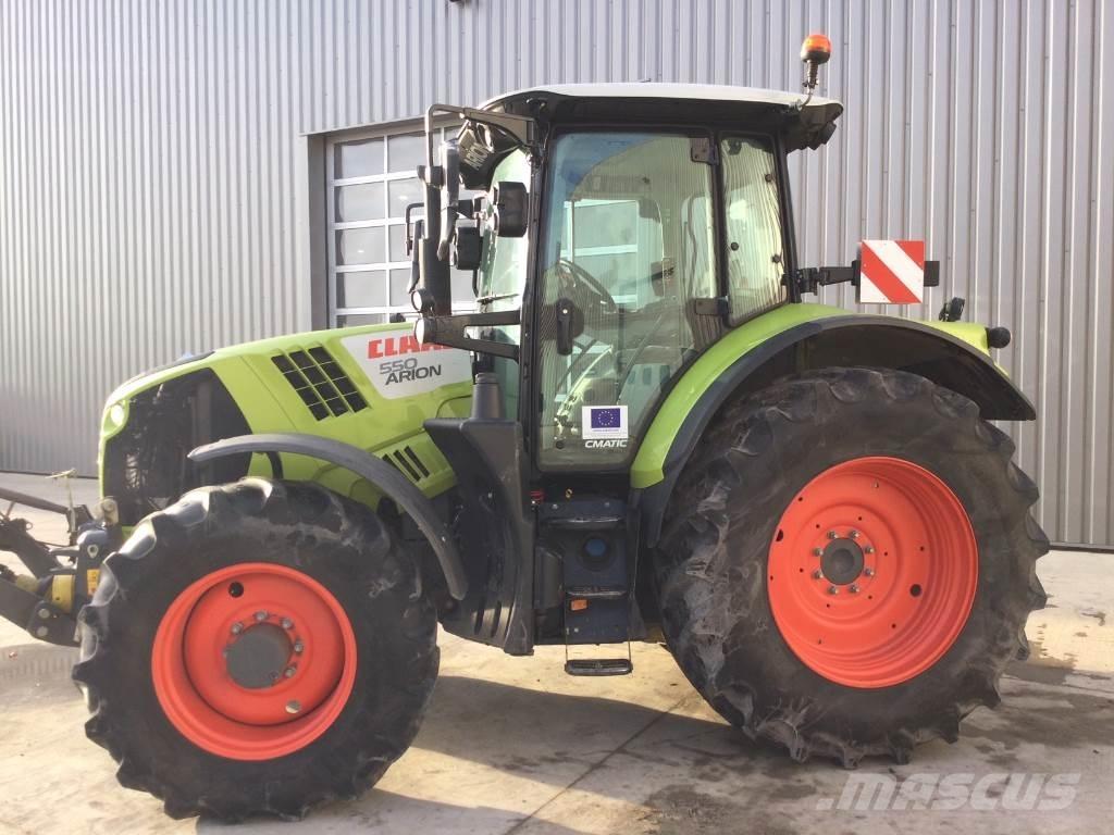CLAAS ARION 550 Trattori