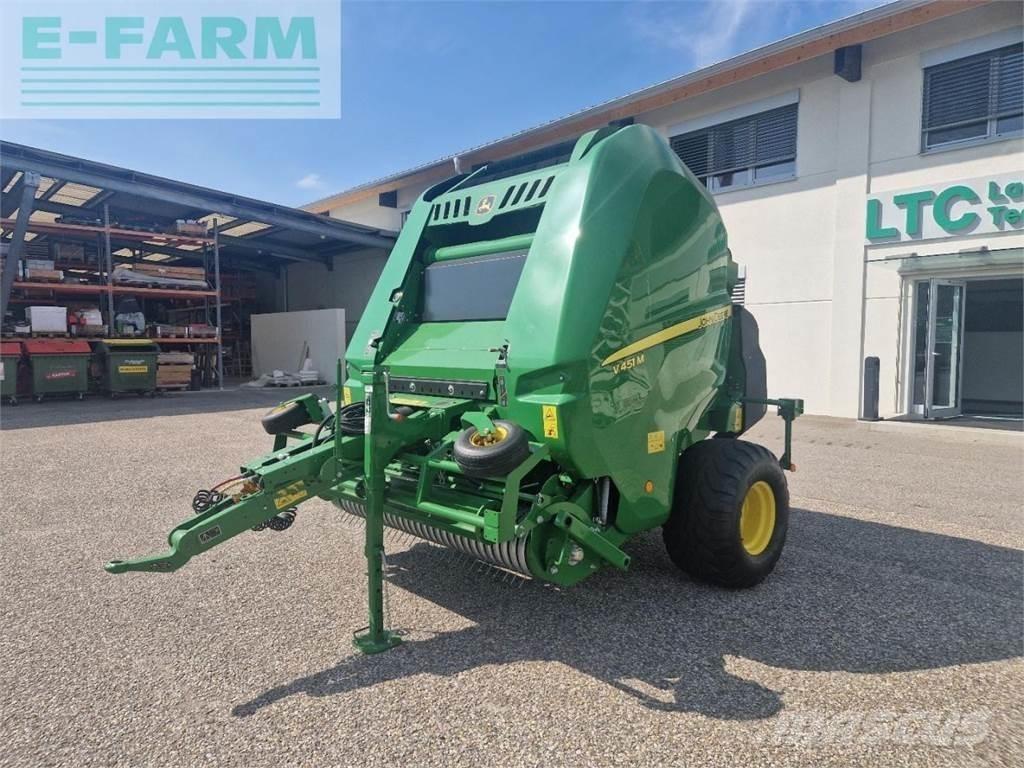 John Deere V451M Presse quadre