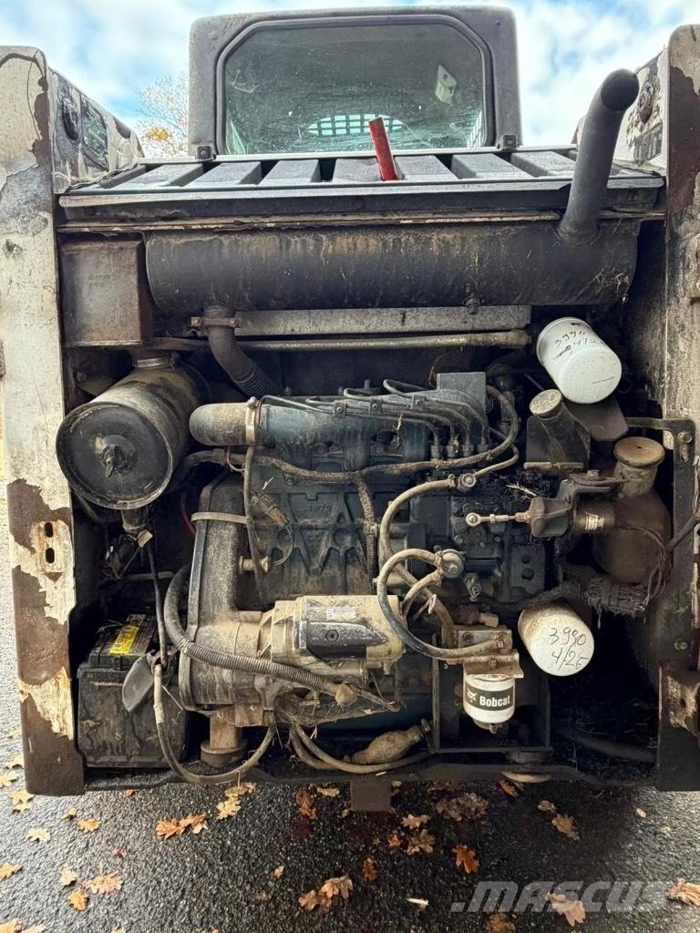 Bobcat 763 Mini Pale Gommate