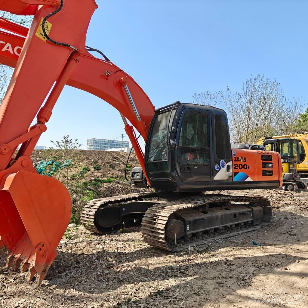 Hitachi ZX200 Escavatori cingolati