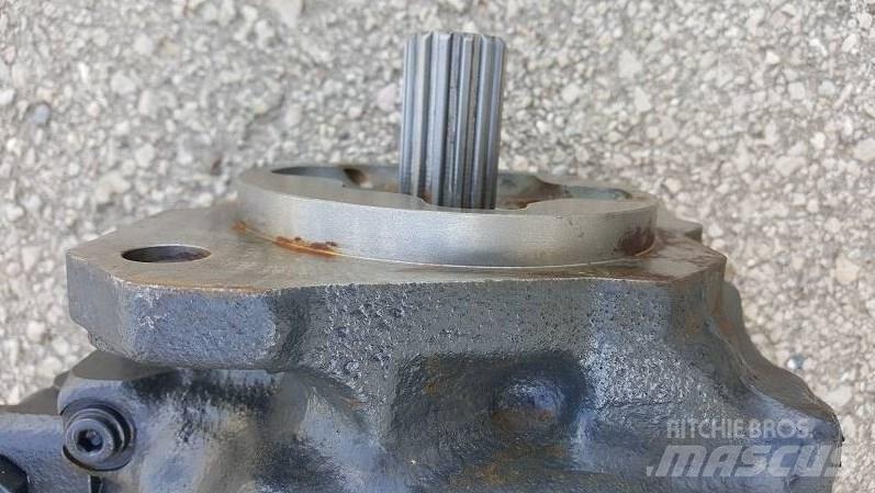 Komatsu WA500-6 Componenti idrauliche