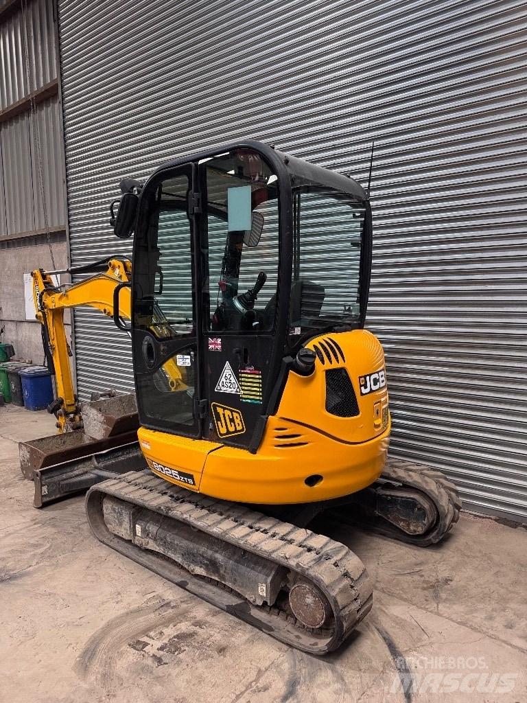 JCB 8025 ZTS Miniescavatori