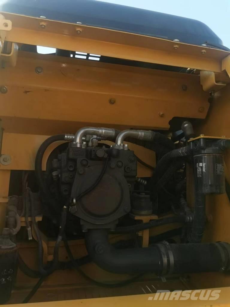 Komatsu PC 160 LC-7 Escavatori cingolati