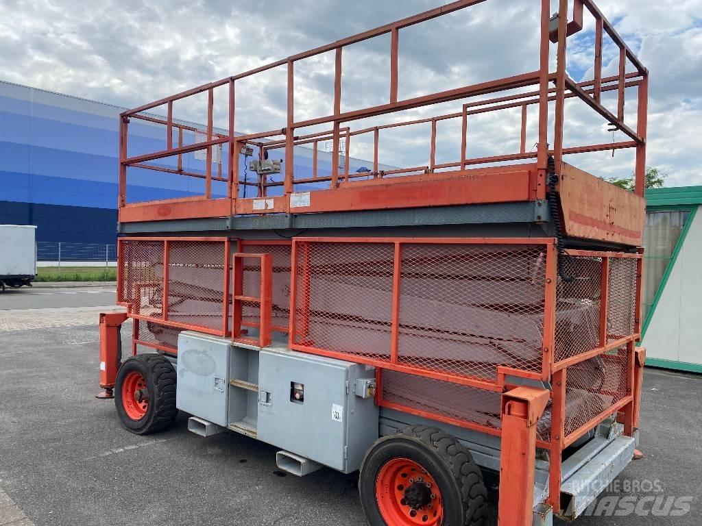 SkyJack SJ 9250 RT Piattaforme a pantografo