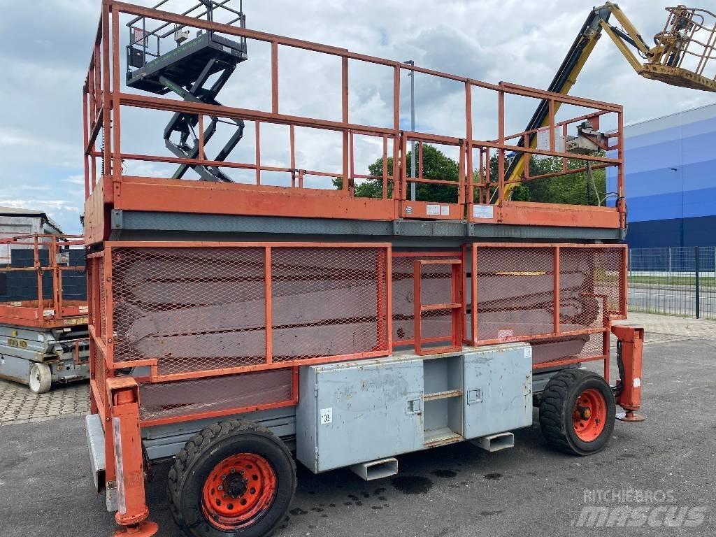 SkyJack SJ 9250 RT Piattaforme a pantografo
