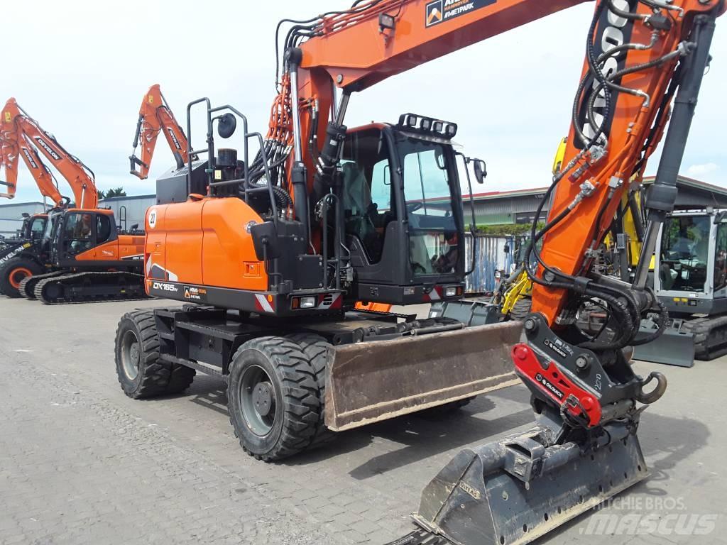 Doosan DX 165 W-5 Escavatori gommati
