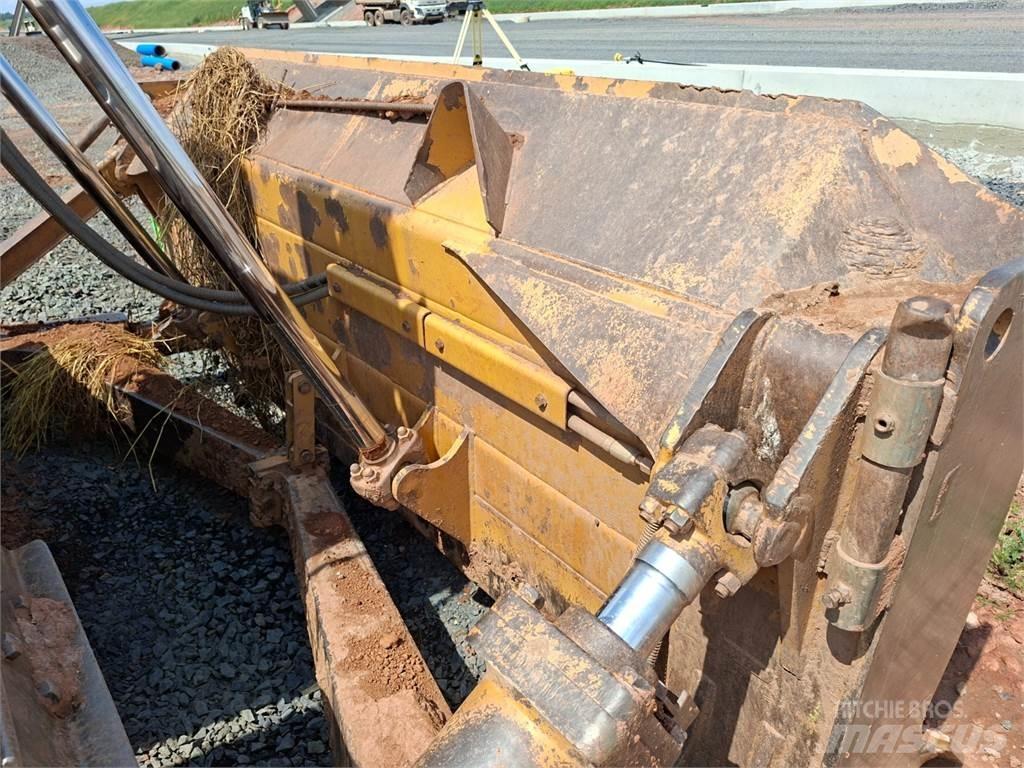 CAT D6R XL Costruzioni - Altro