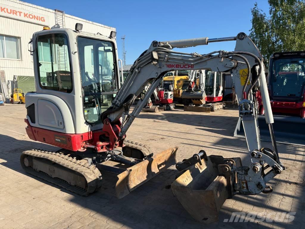Takeuchi TB 225 Miniescavatori