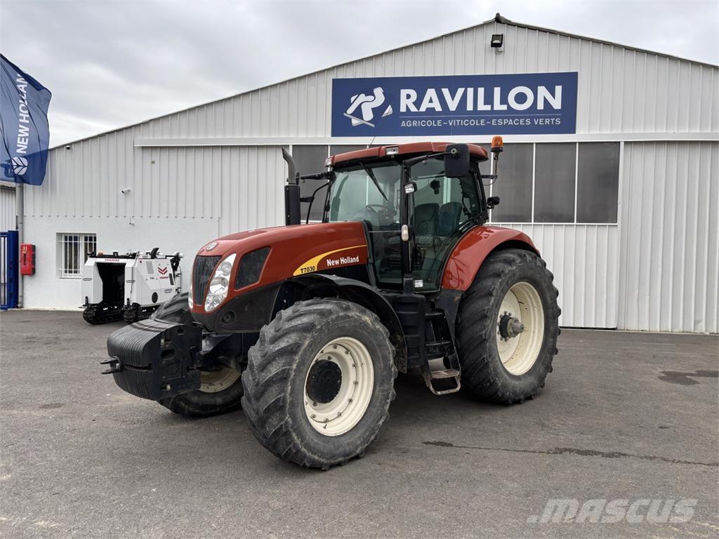 New Holland T7030 Trattori