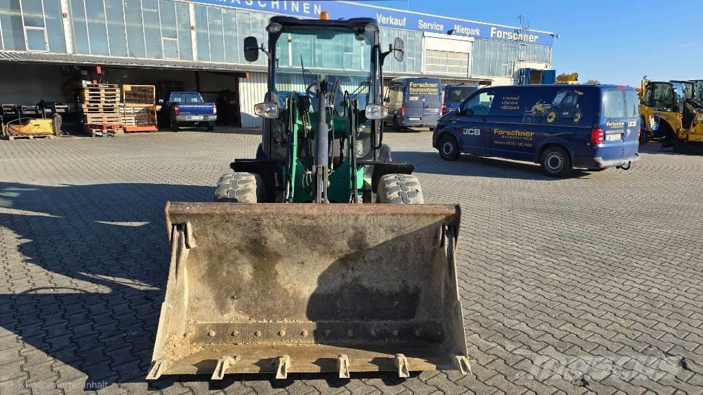 JCB 406 Pale gommate