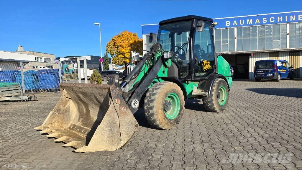 JCB 406 Pale gommate