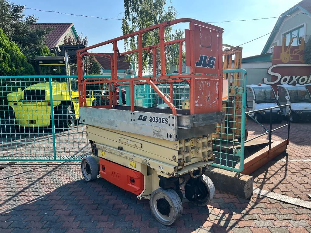 JLG 2030ES     V-3450 Sollevatori verticali