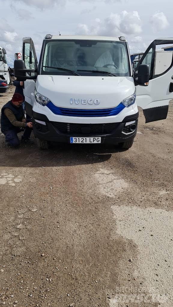 Iveco Daily 70C14GNC Macchinari per rimozione detriti