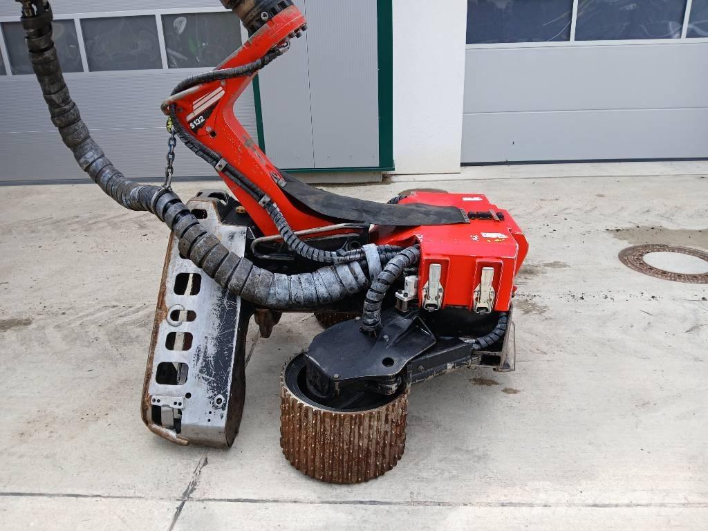 Komatsu 931.1 Abbattitrici, Disboscatrici