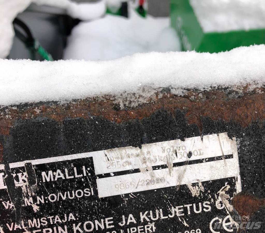  LKK Lumikauha 3000L Altri macchinari per caricamento e scavo