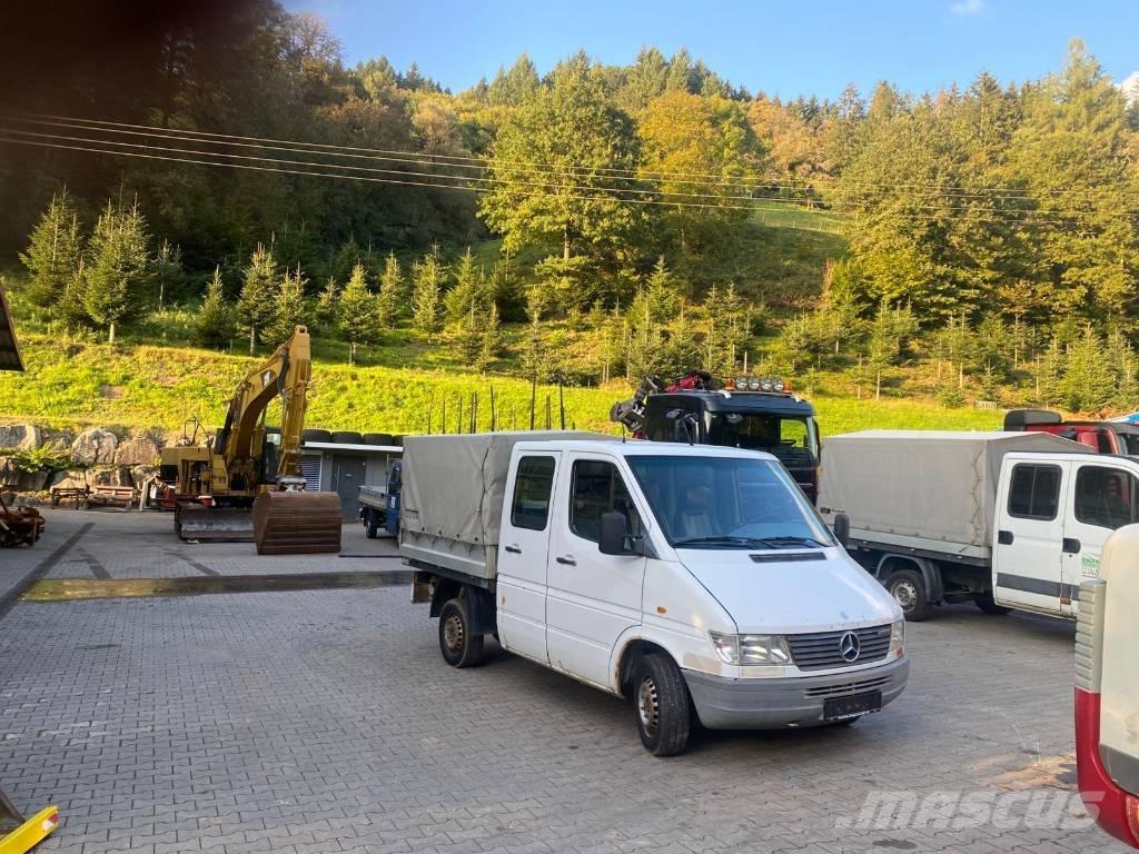 Mercedes-Benz 212 D Pick up/Fiancata ribaltabile