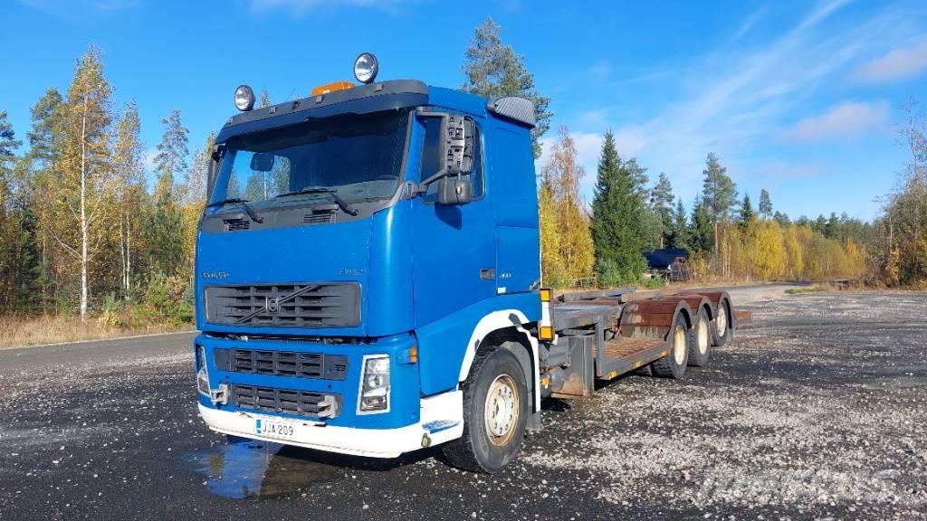 Volvo FH12 460 8x4*4 Camion per il trasporto di macchine forestali