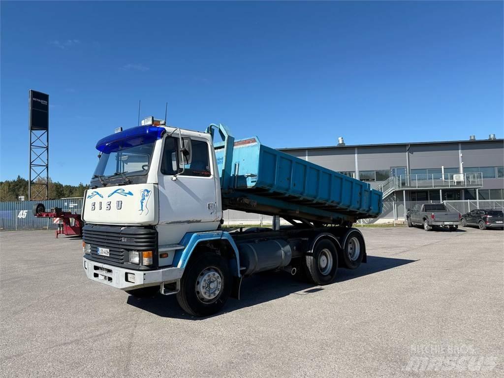 Sisu SM300 6x2 Motrici scarrabili