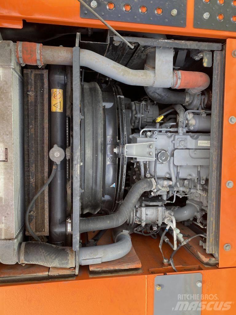 Hitachi ZX 140 W-3 Escavatori gommati