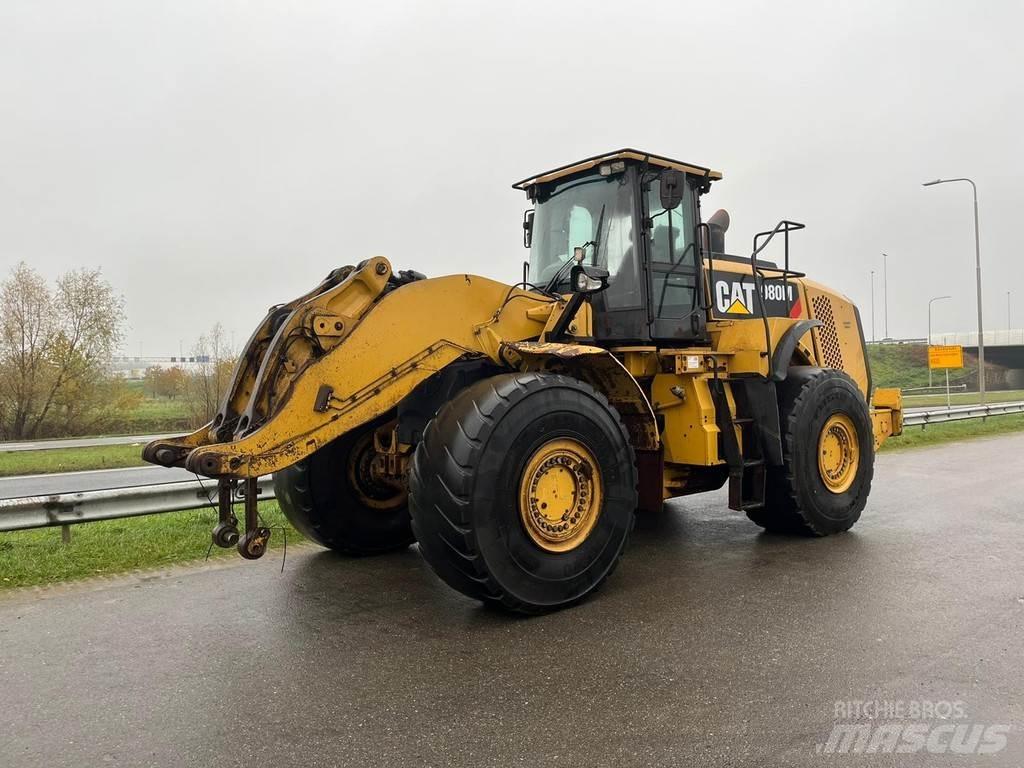 CAT 980M Pale gommate