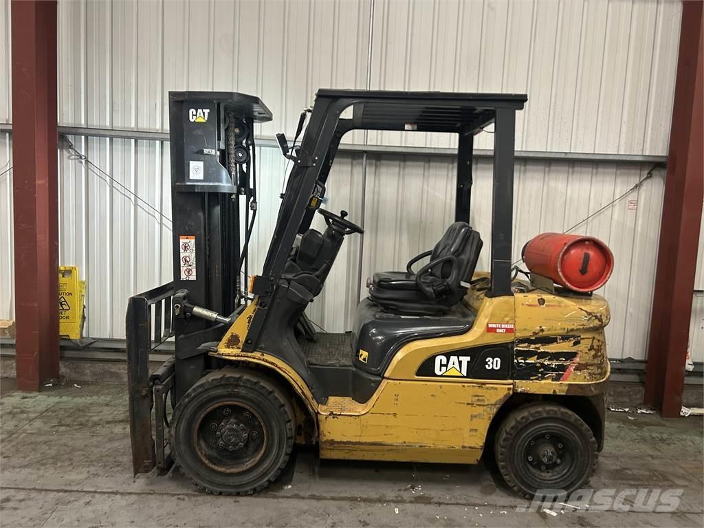 CAT GP30NT Carrelli elevatori GPL